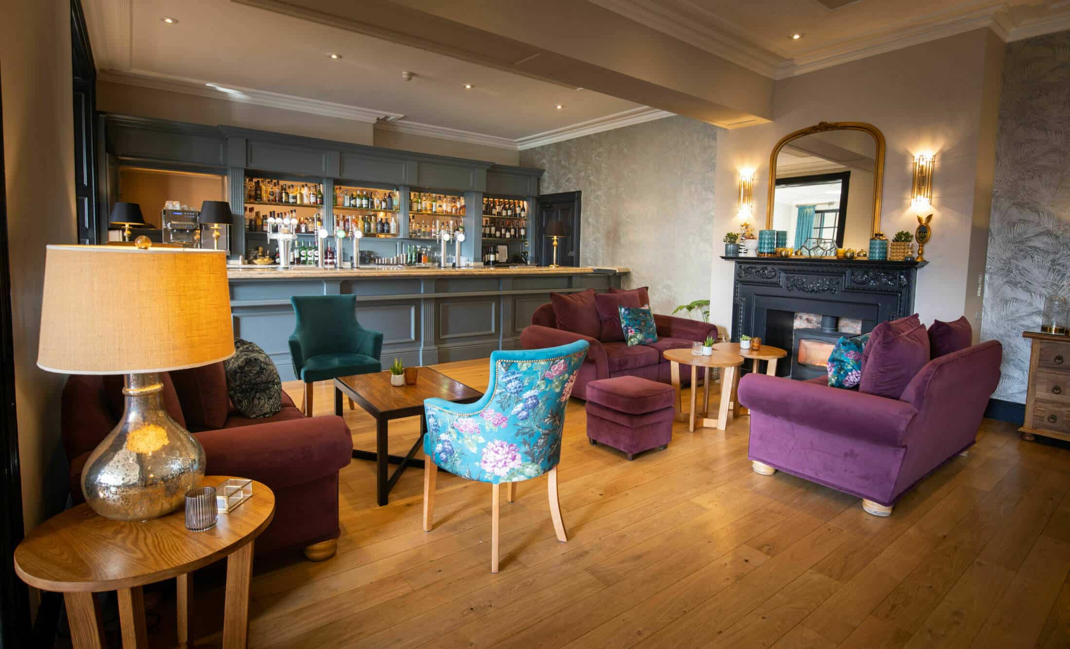bar and lounge