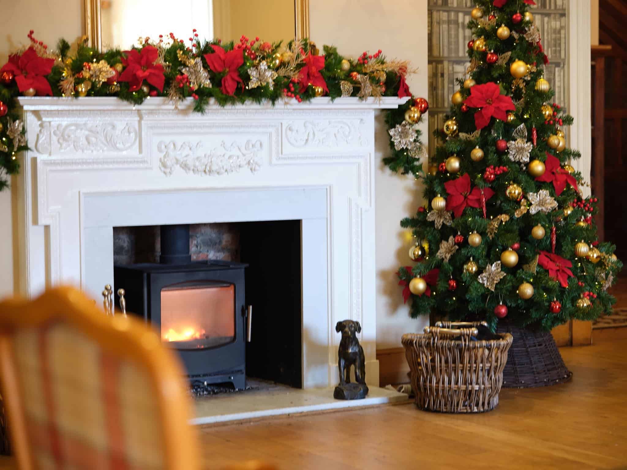 xmas fireplace