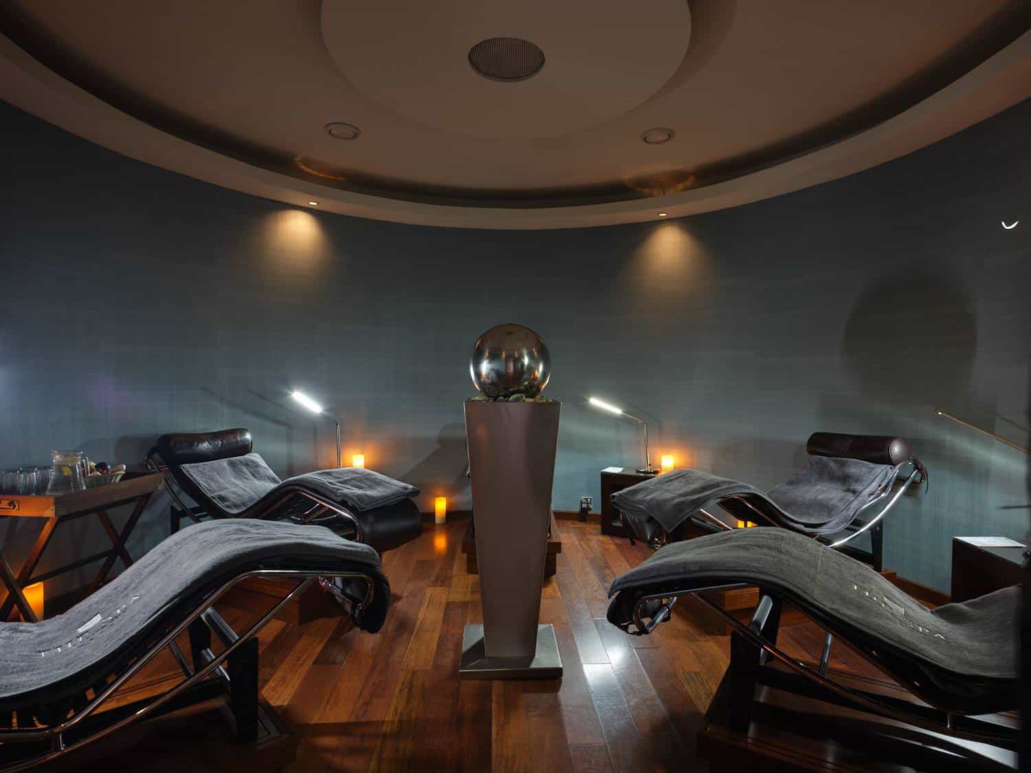 spa loungers